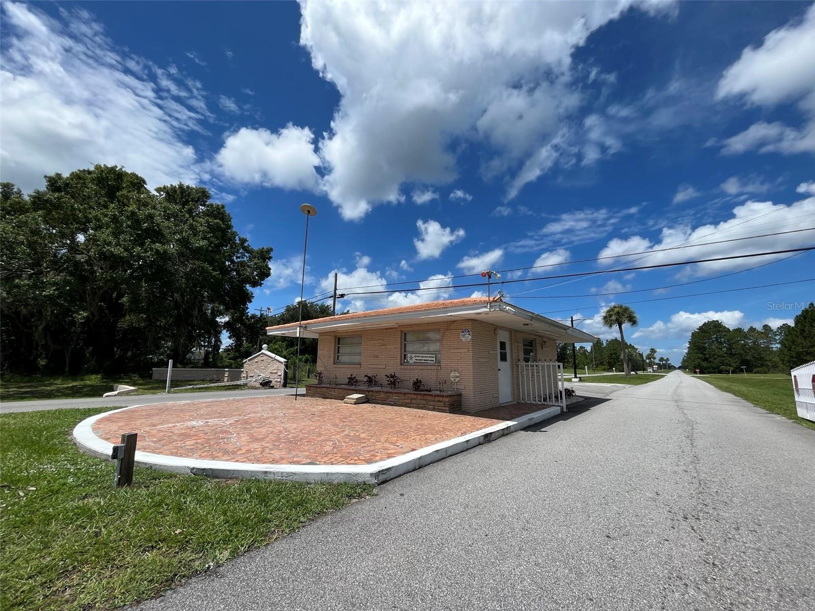 109 ALBA DR, INDIAN LAKE ESTATES, FL, 33855