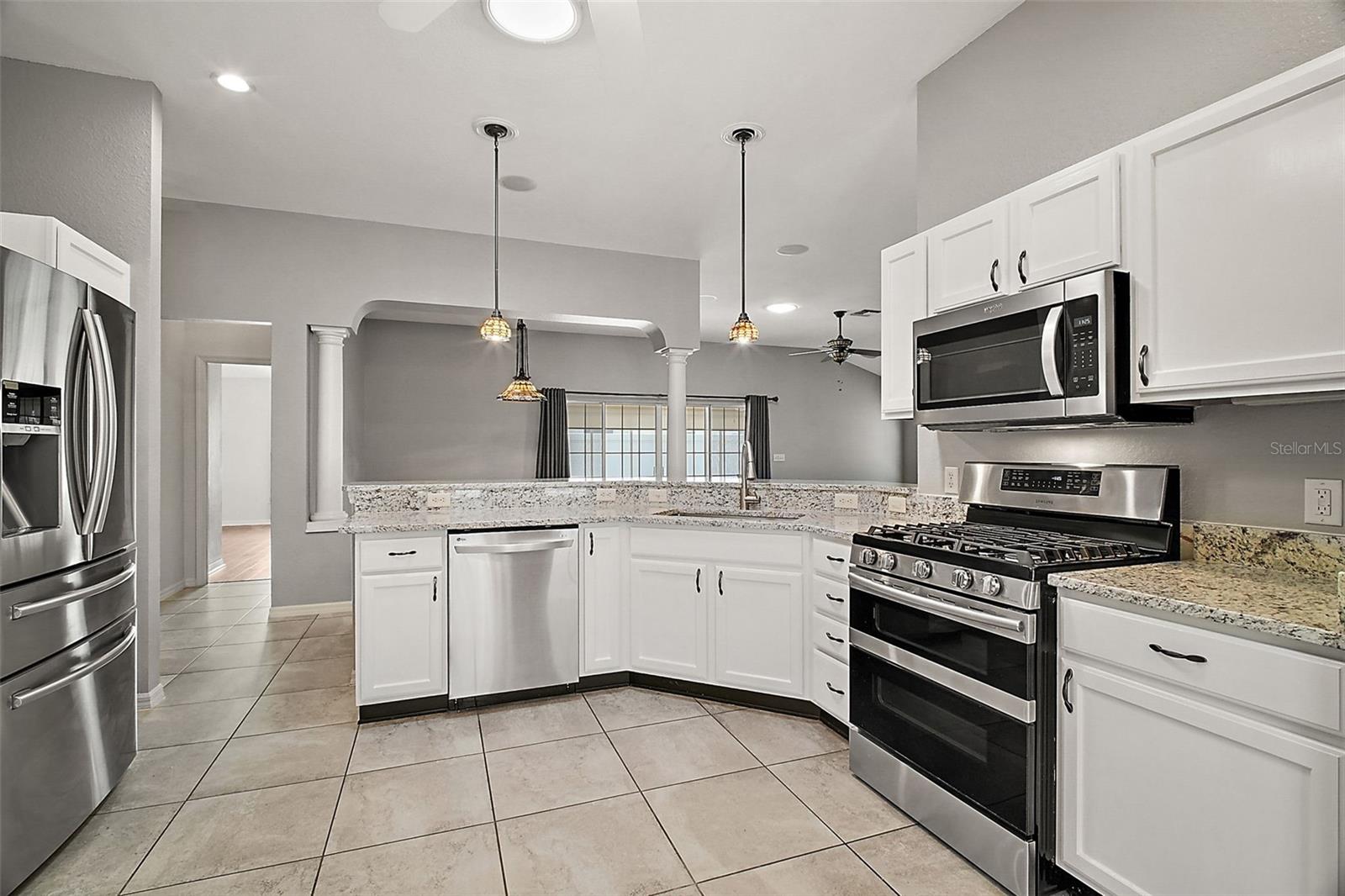 17000 SE 76TH CREEKSIDE CIR, THE VILLAGES, FL, 32162