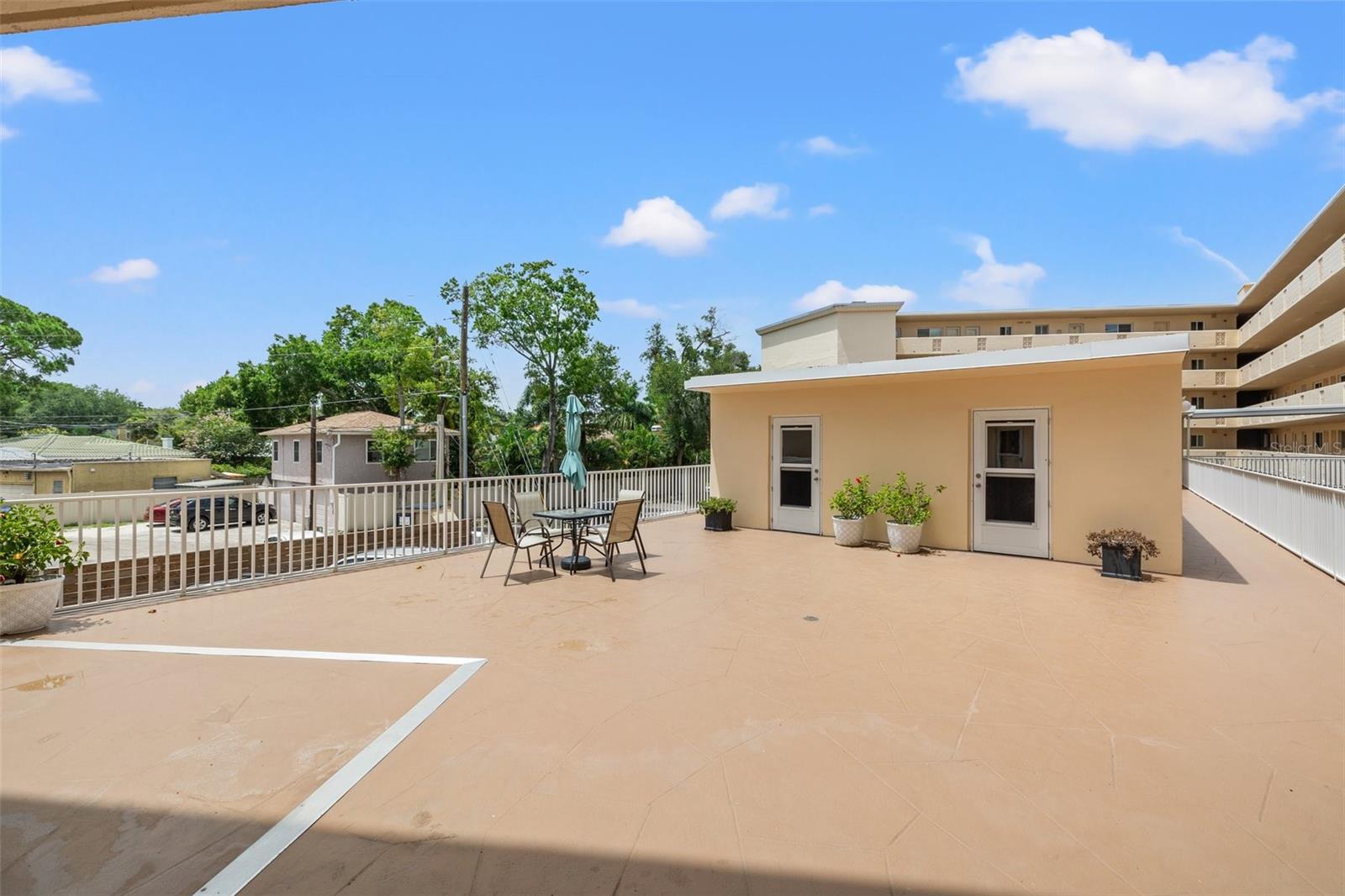 1200 N SHORE DR NE #301, ST PETERSBURG, FL, 33701