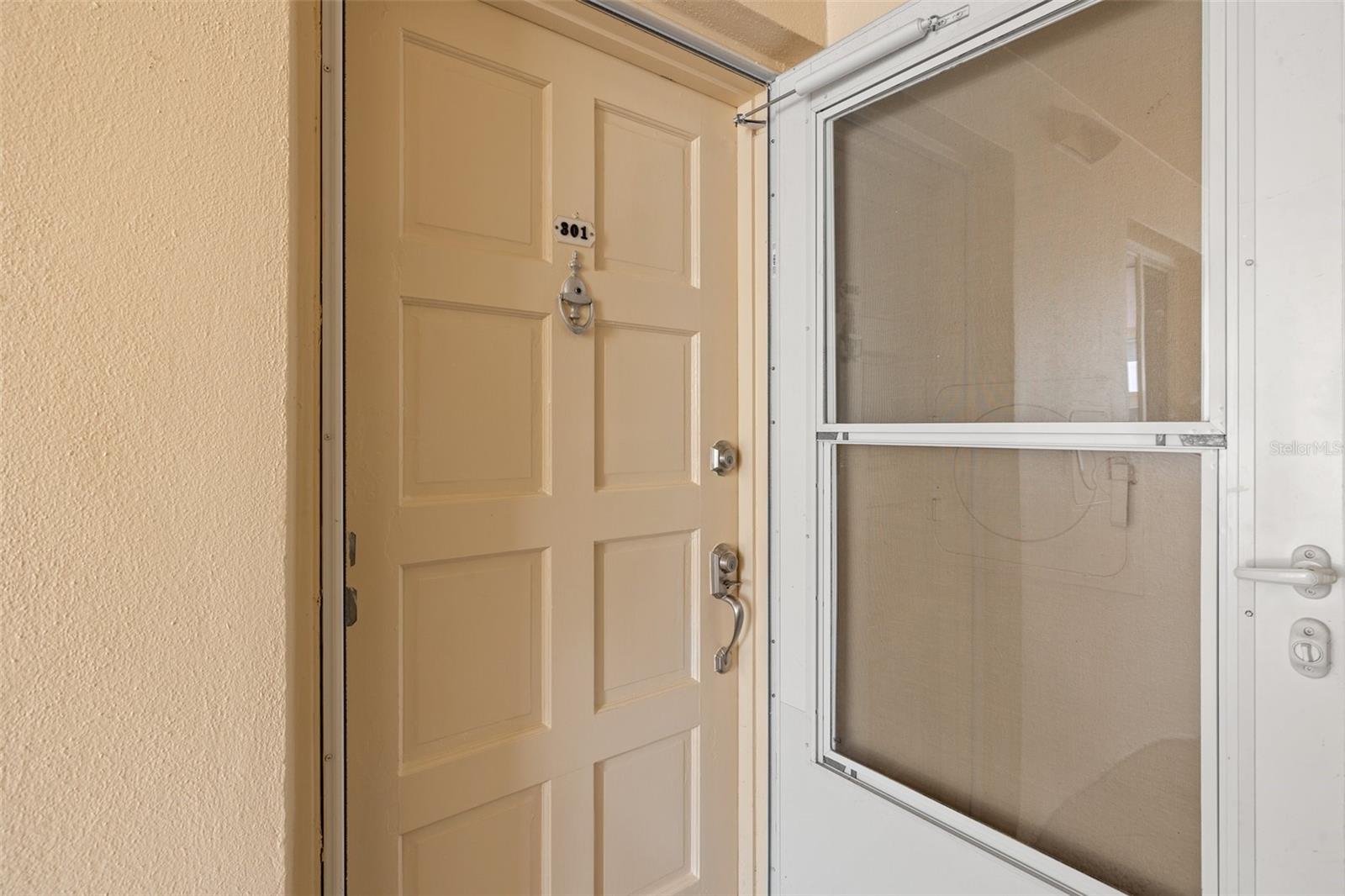 1200 N SHORE DR NE #301, ST PETERSBURG, FL, 33701