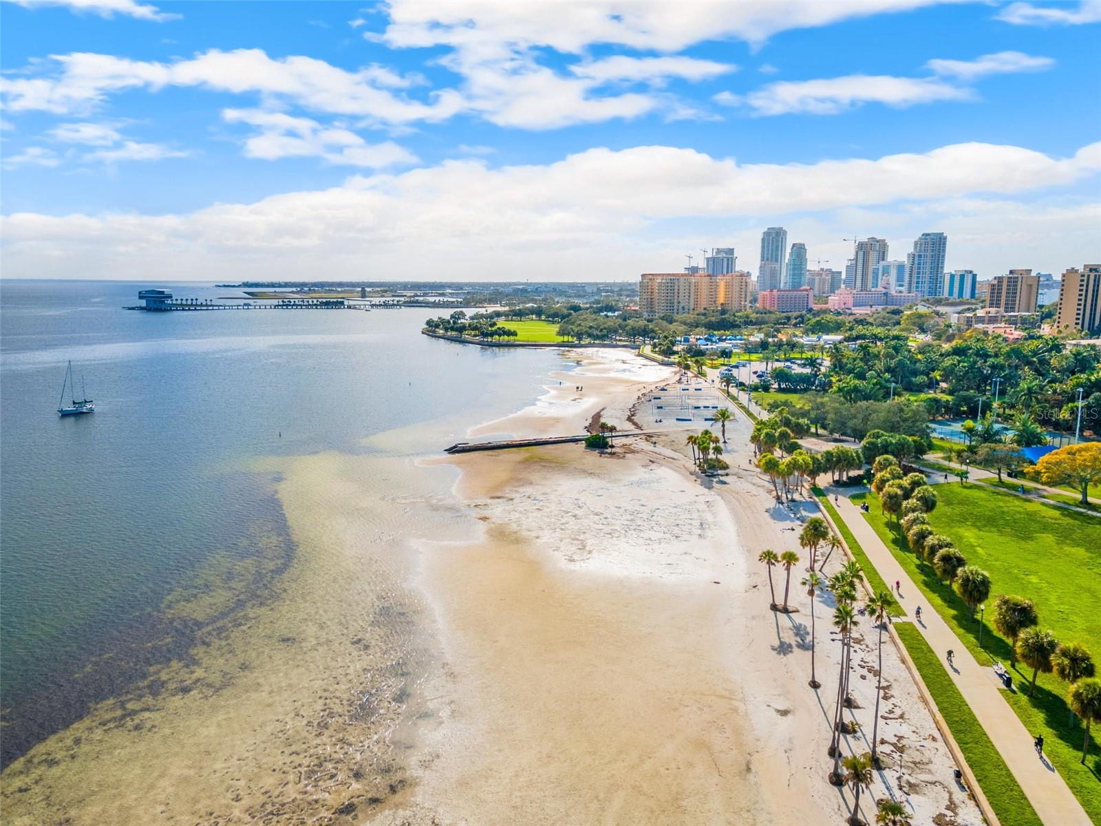 1200 N SHORE DR NE #301, ST PETERSBURG, FL, 33701