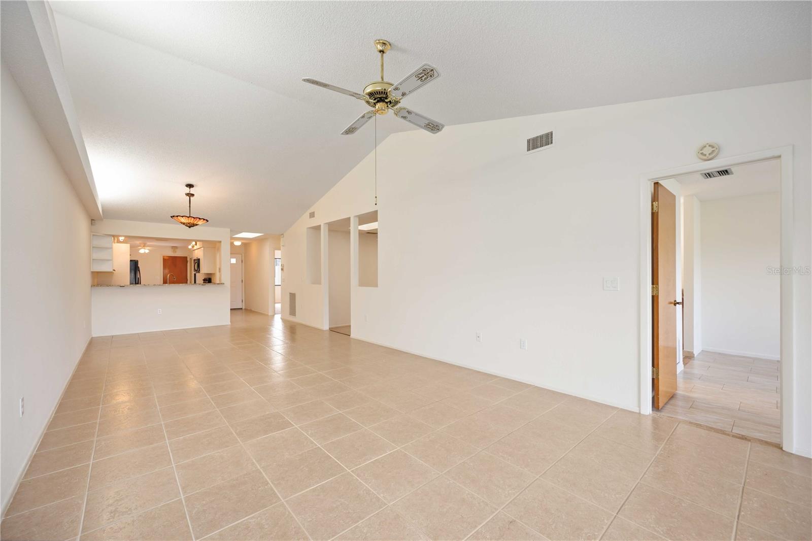 5607 AVISTA DR, SARASOTA, FL, 34243