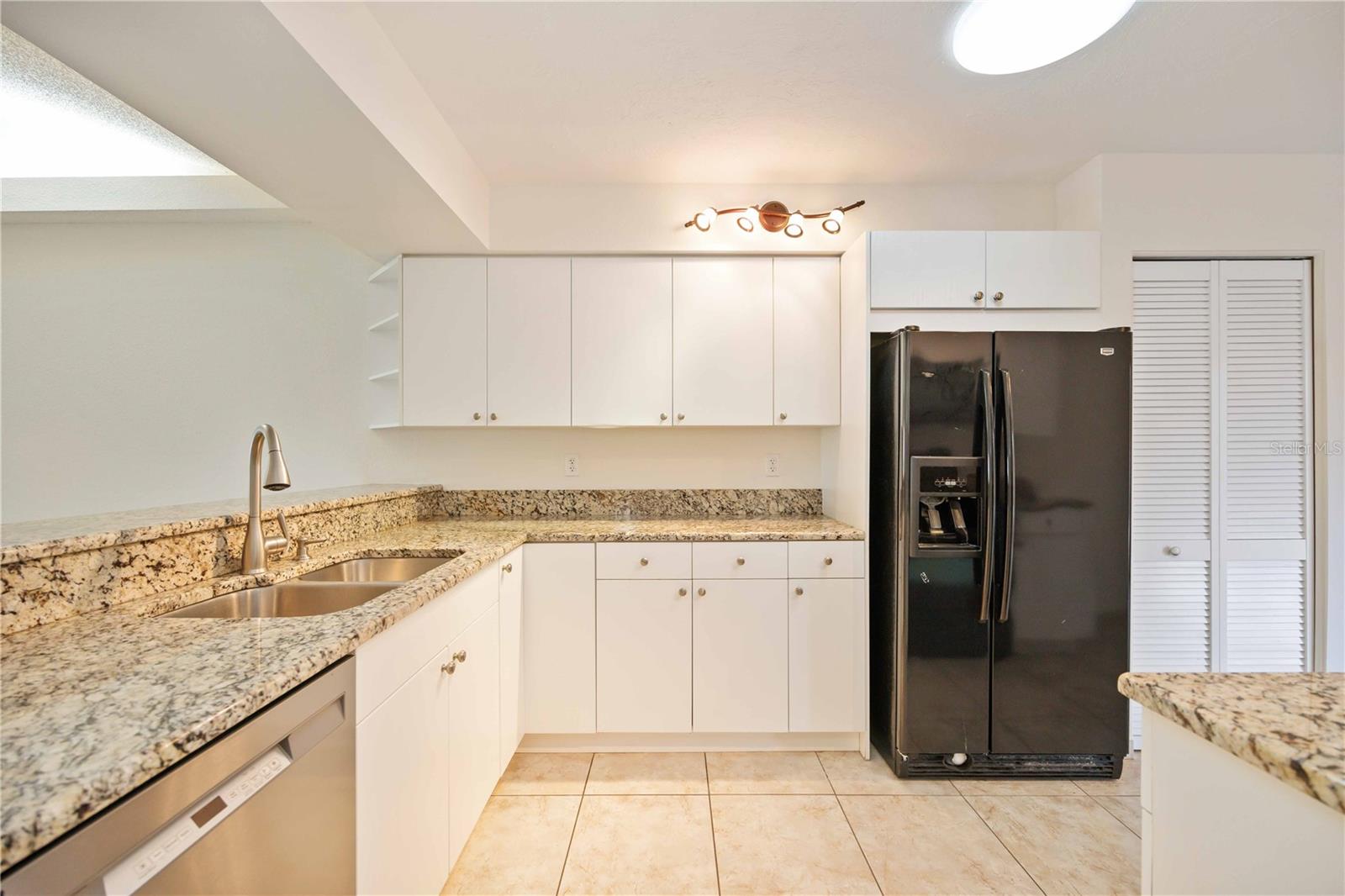 5607 AVISTA DR, SARASOTA, FL, 34243