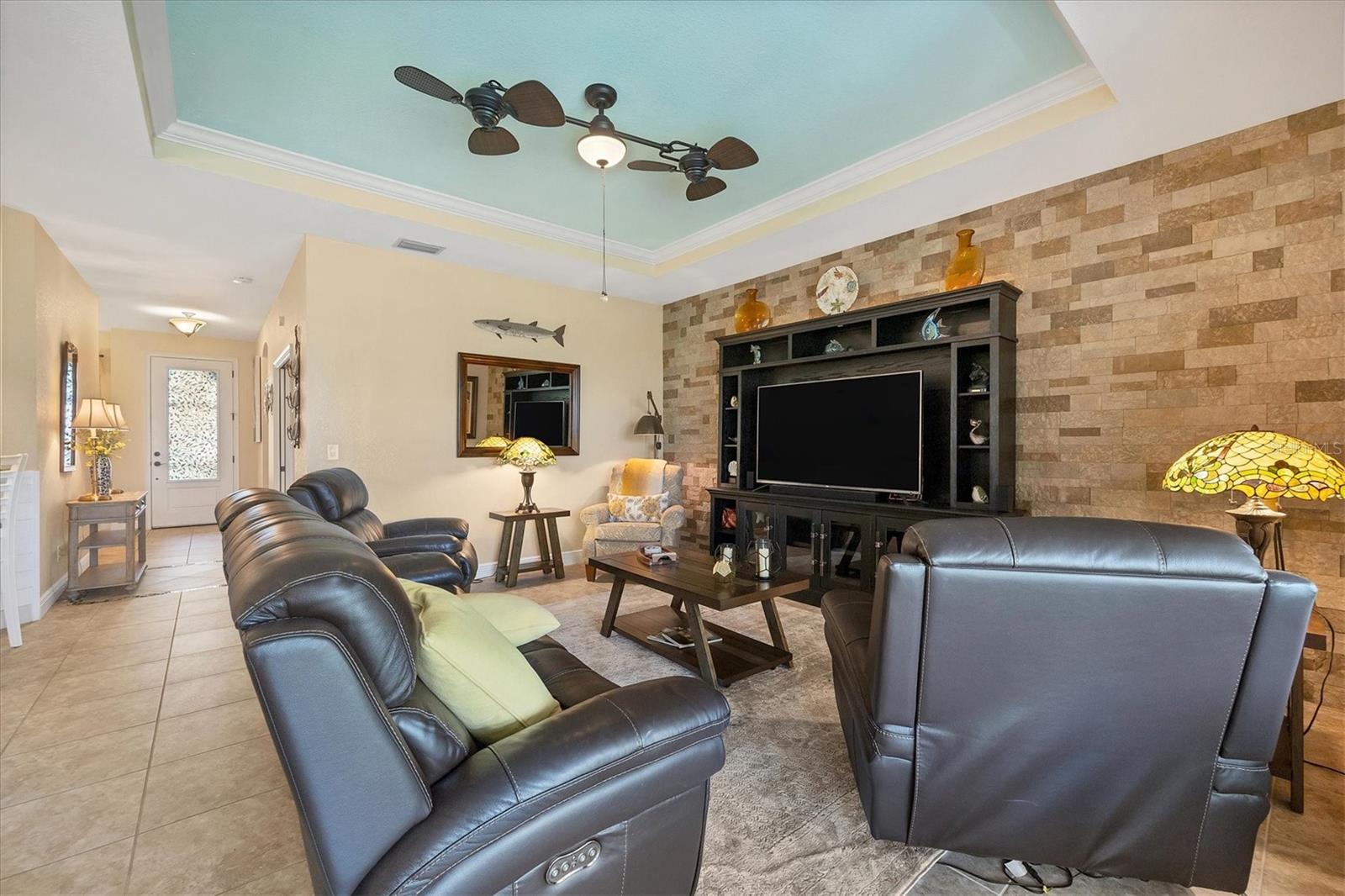117 BEAU RIVAGE DR, ROTONDA WEST, FL, 33947