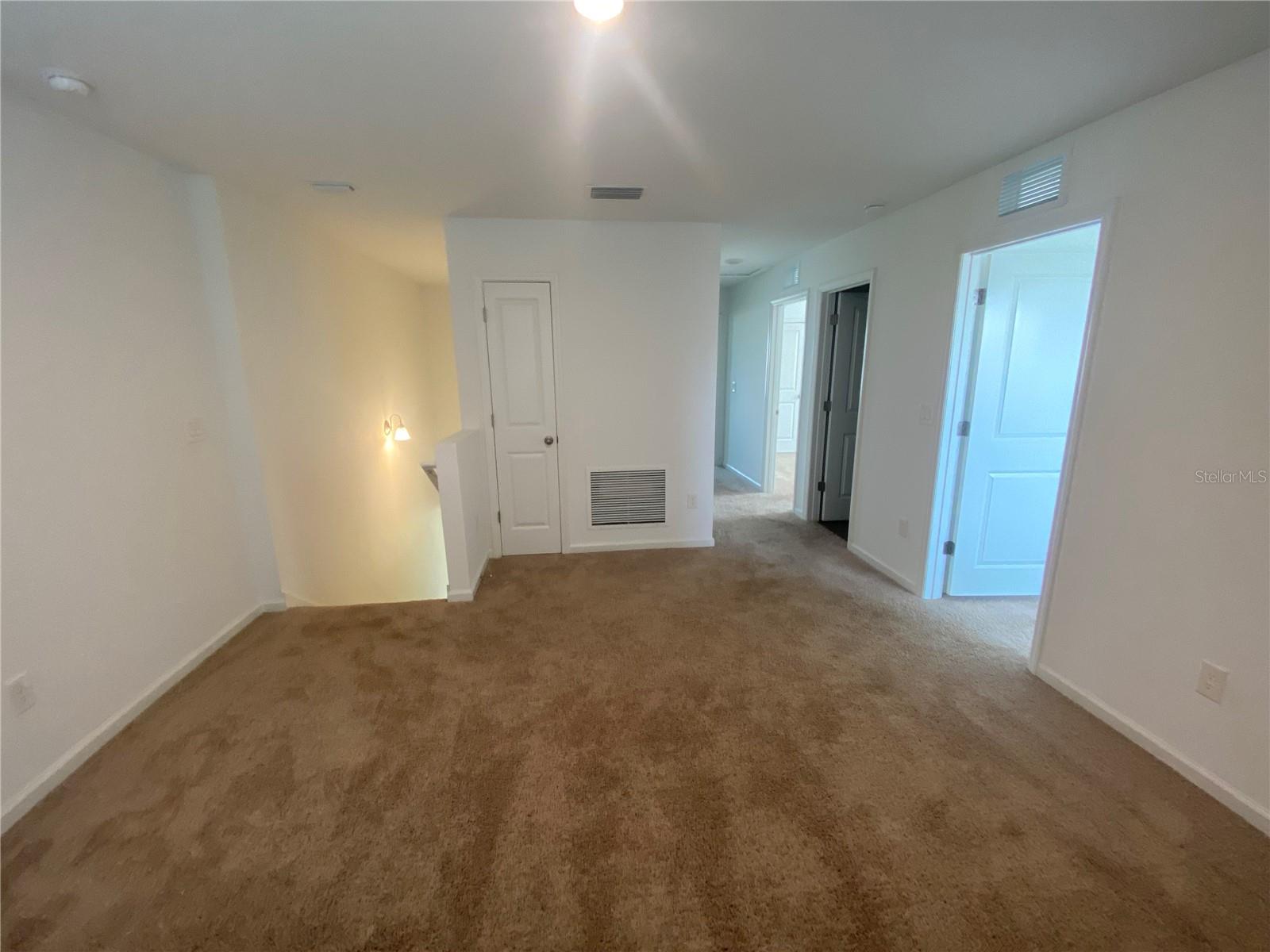 35182 WHITE WATER LILY WAY, ZEPHYRHILLS, FL, 33541
