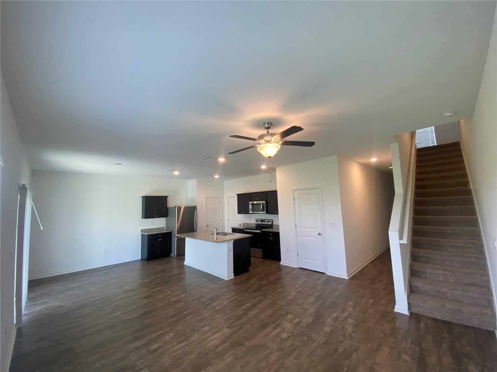 35182 WHITE WATER LILY WAY, ZEPHYRHILLS, FL, 33541