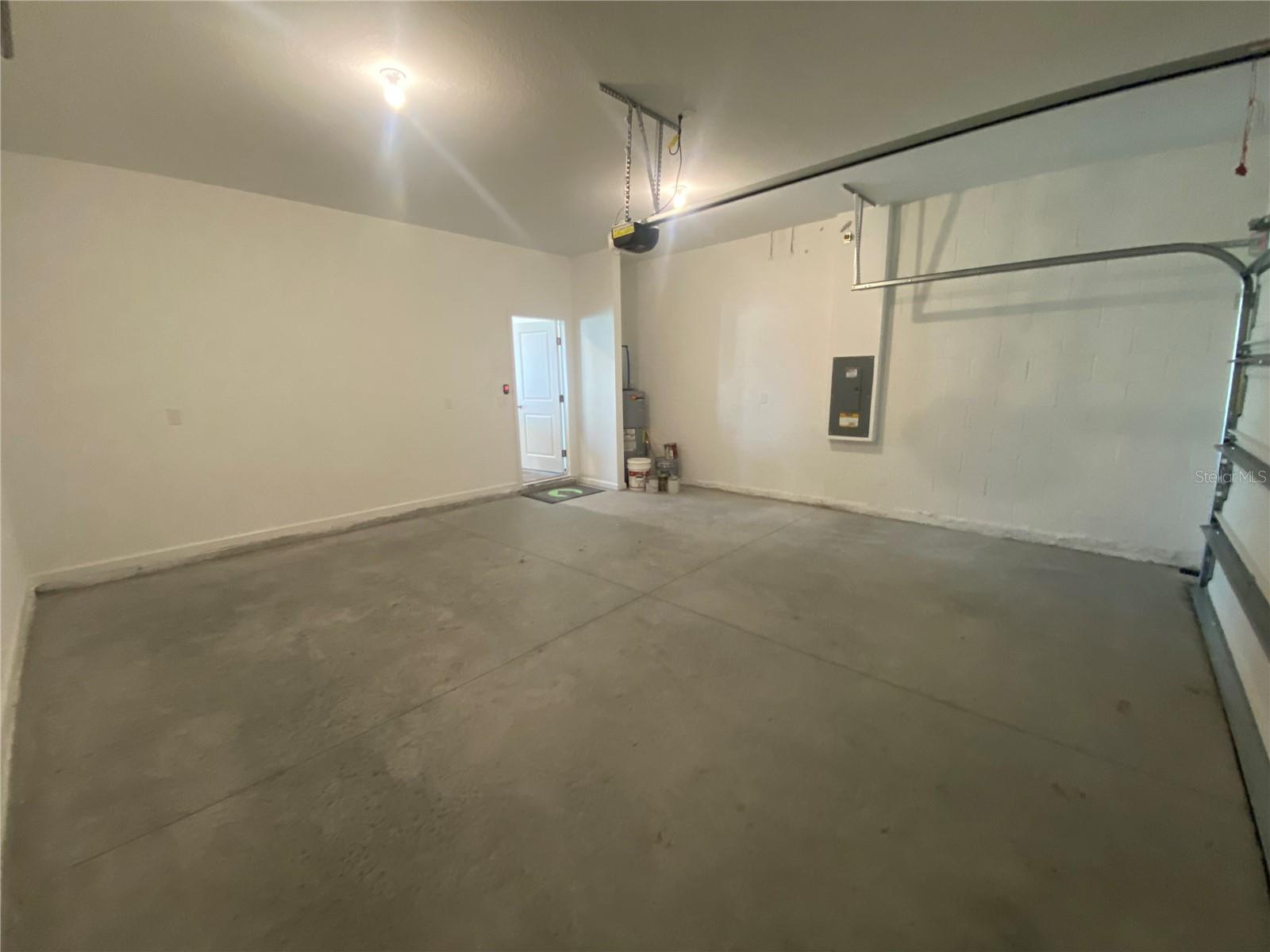 35182 WHITE WATER LILY WAY, ZEPHYRHILLS, FL, 33541