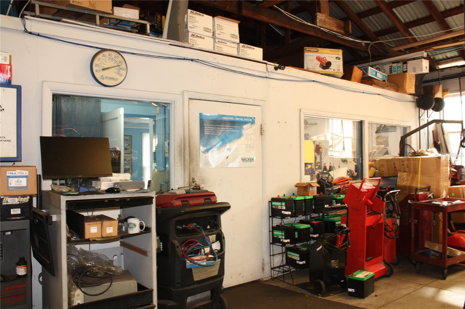 1310 E 1ST AVE, MOUNT DORA, FL, 32757