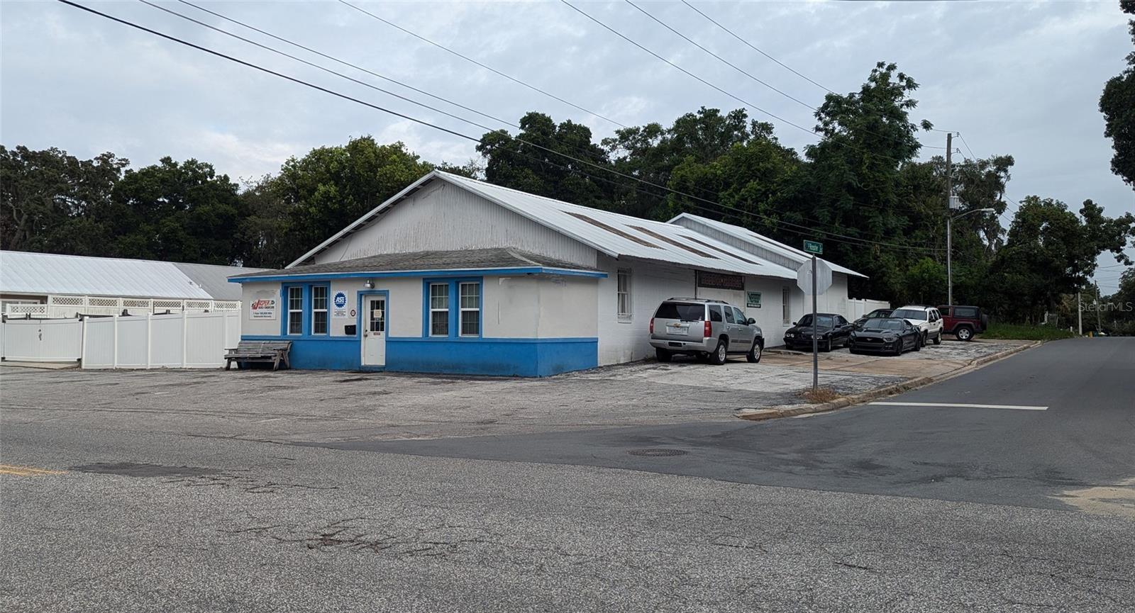 1310 E 1ST AVE, MOUNT DORA, FL, 32757