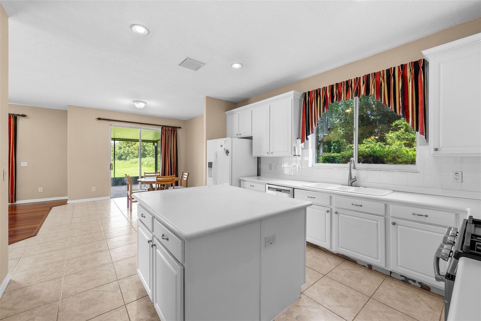 212 EXCALIBUR CT, BRANDON, FL, 33511