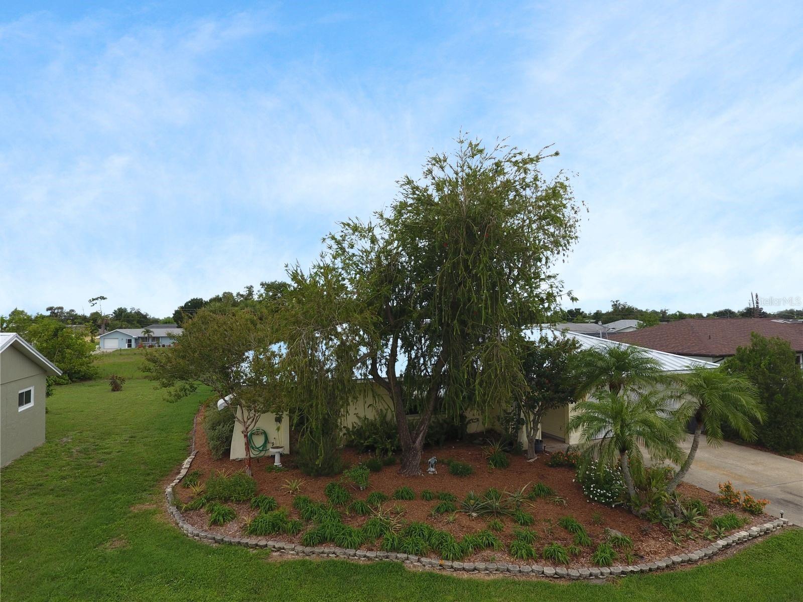 834 FOREST HILL LN NW, PORT CHARLOTTE, FL, 33948
