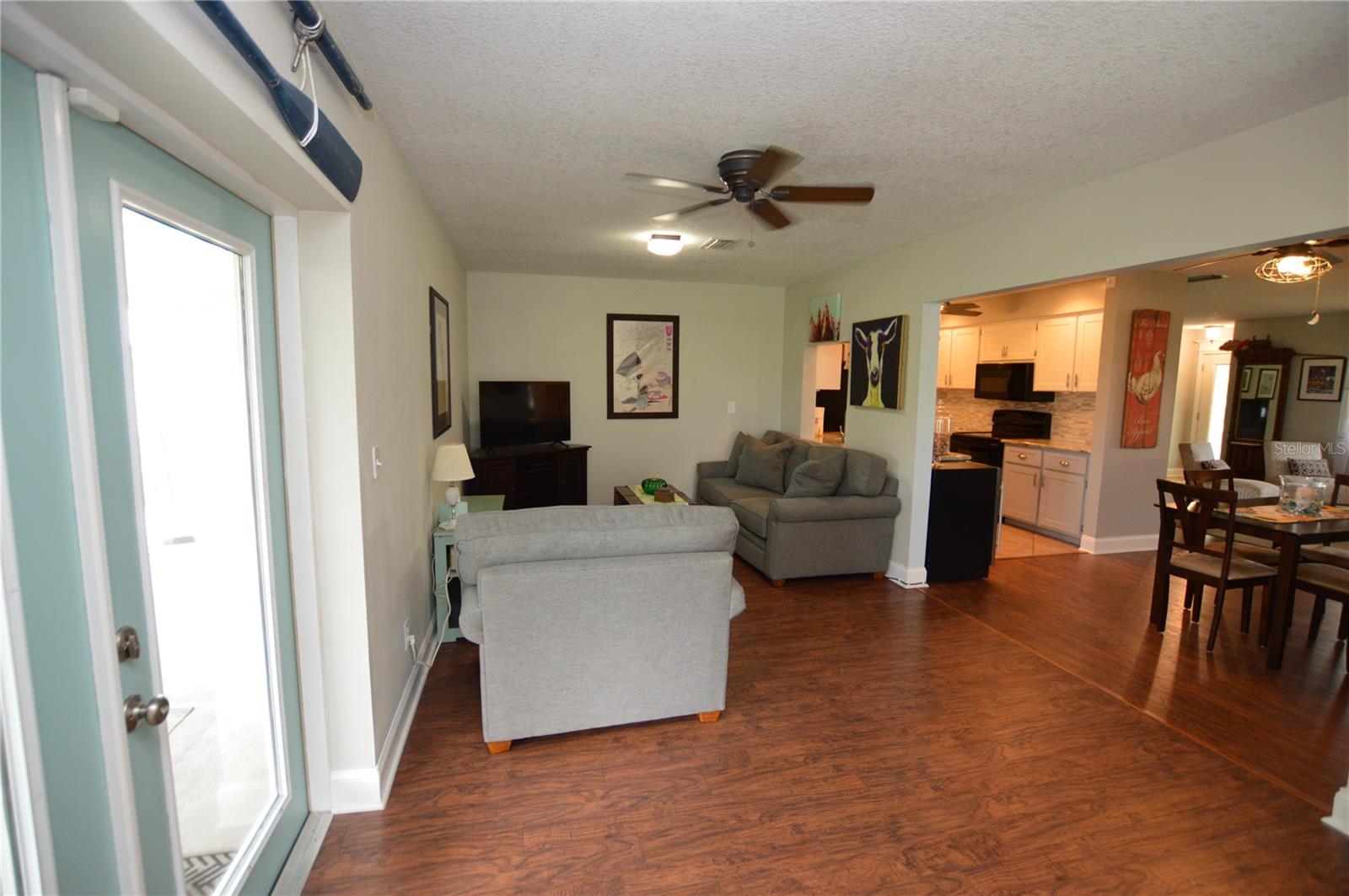 834 FOREST HILL LN NW, PORT CHARLOTTE, FL, 33948