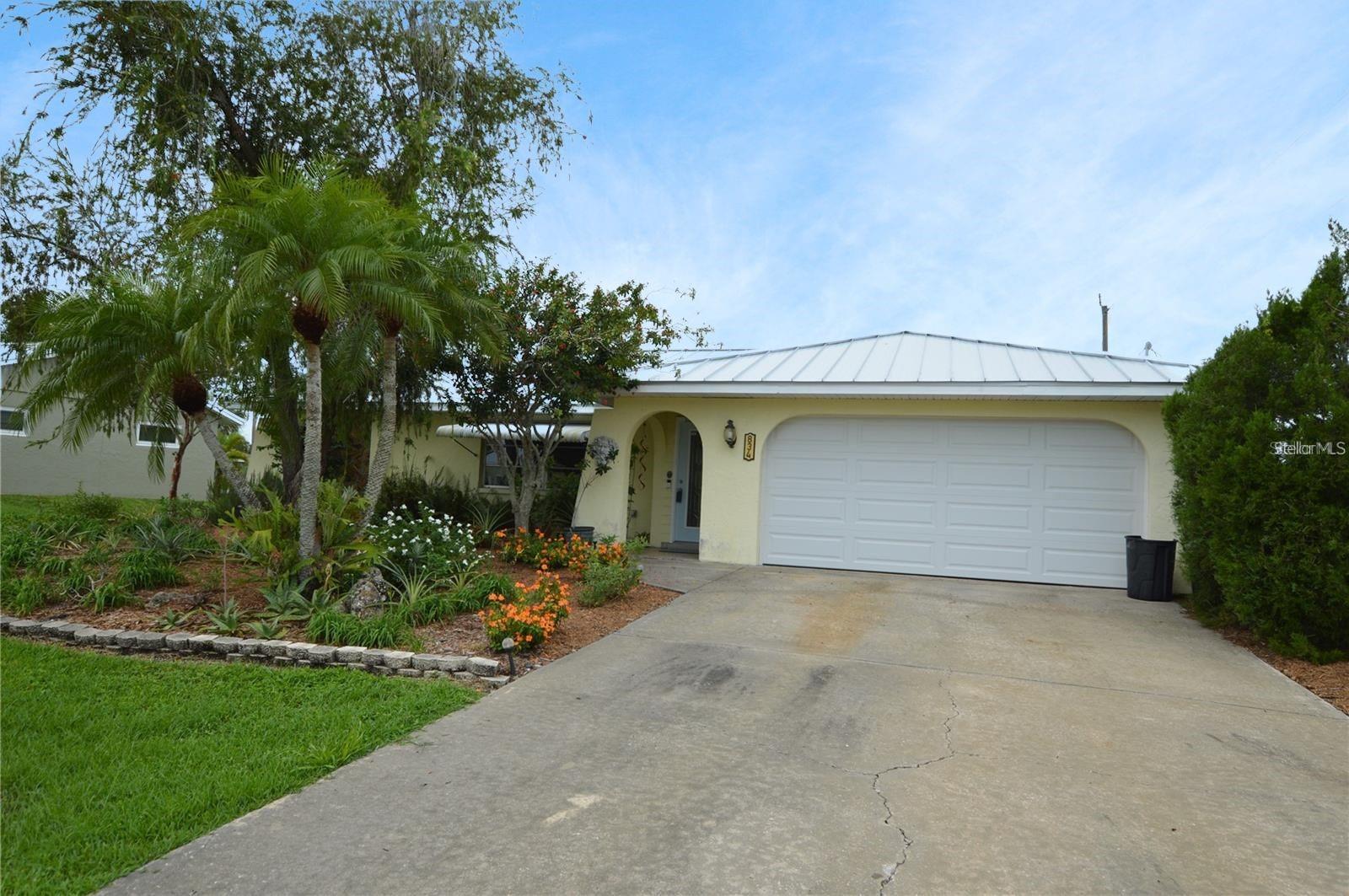 834 FOREST HILL LN NW, PORT CHARLOTTE, FL, 33948