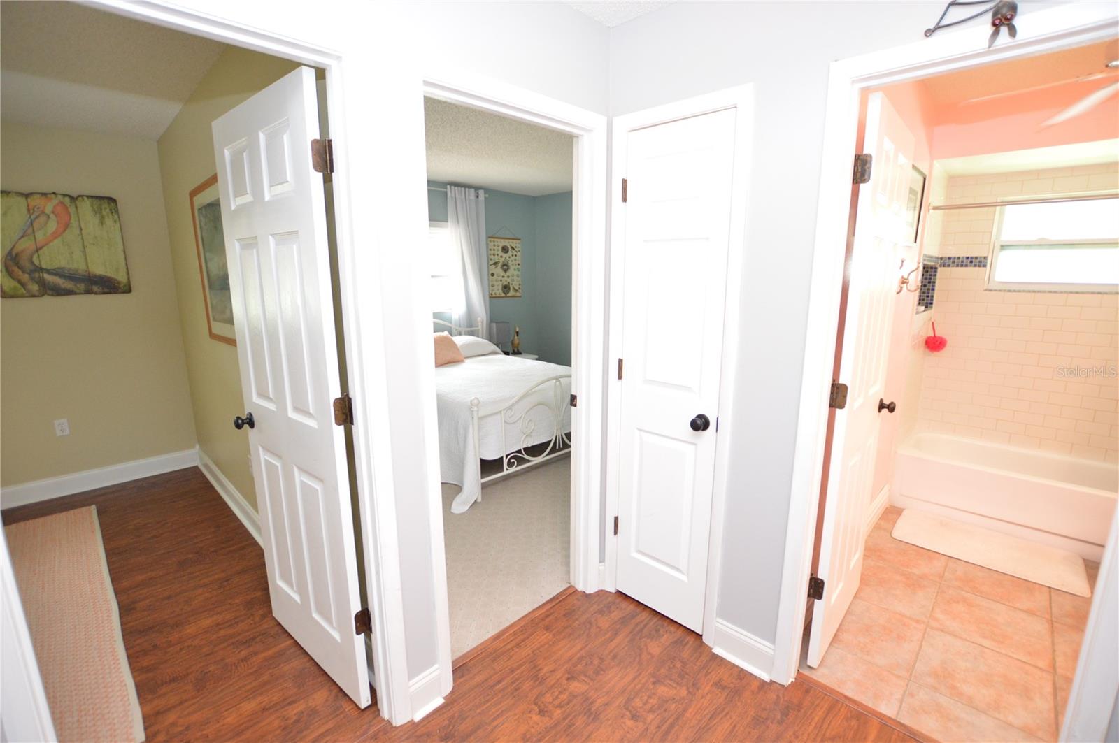 834 FOREST HILL LN NW, PORT CHARLOTTE, FL, 33948
