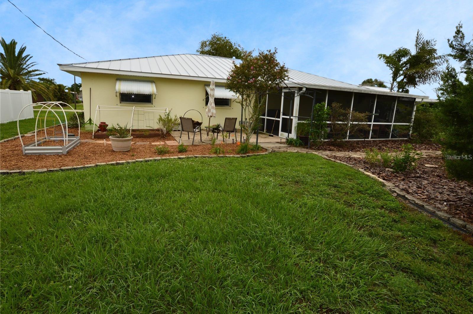 834 FOREST HILL LN NW, PORT CHARLOTTE, FL, 33948