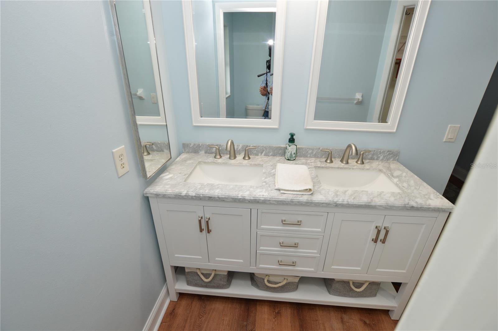 834 FOREST HILL LN NW, PORT CHARLOTTE, FL, 33948
