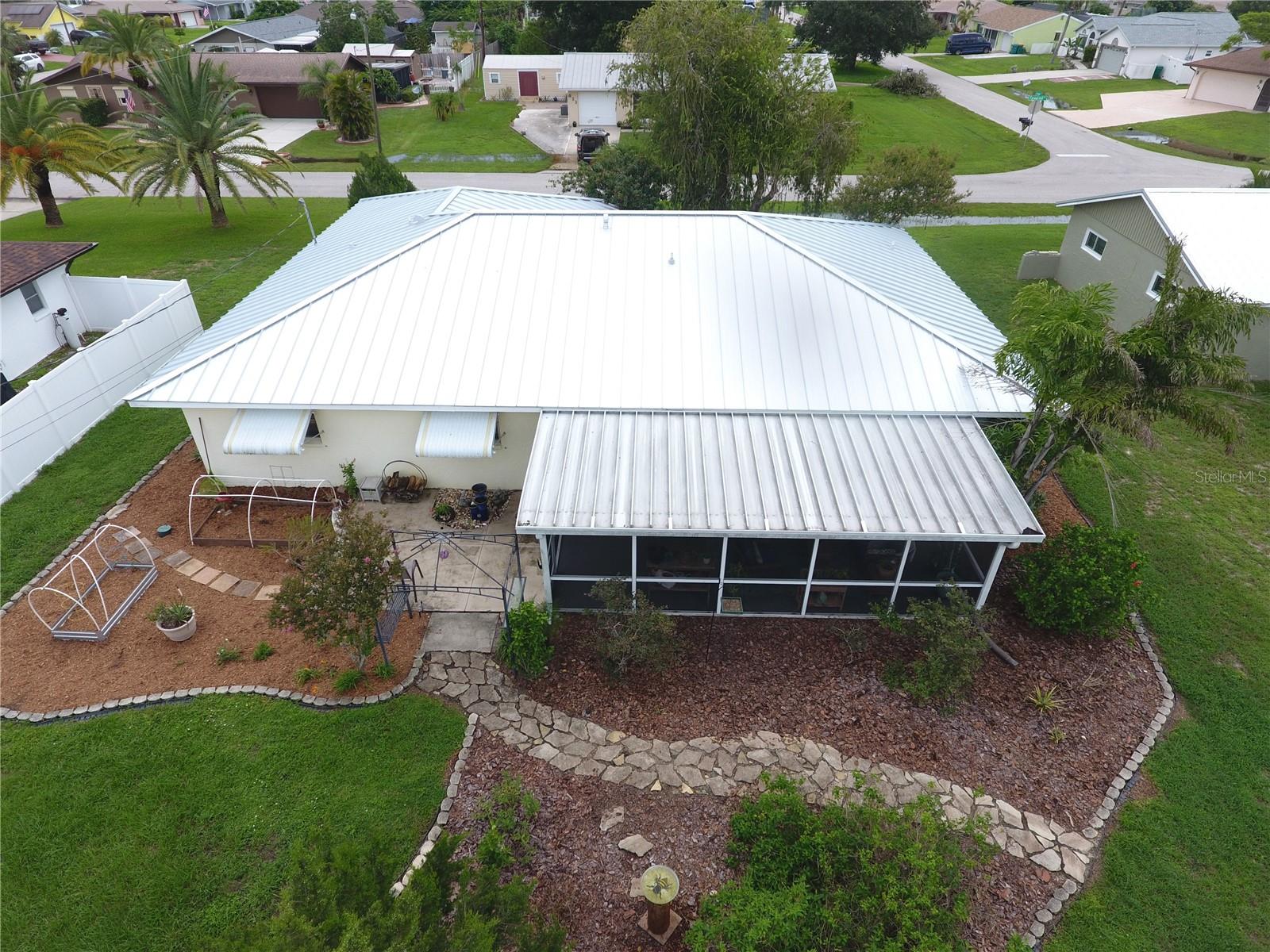 834 FOREST HILL LN NW, PORT CHARLOTTE, FL, 33948