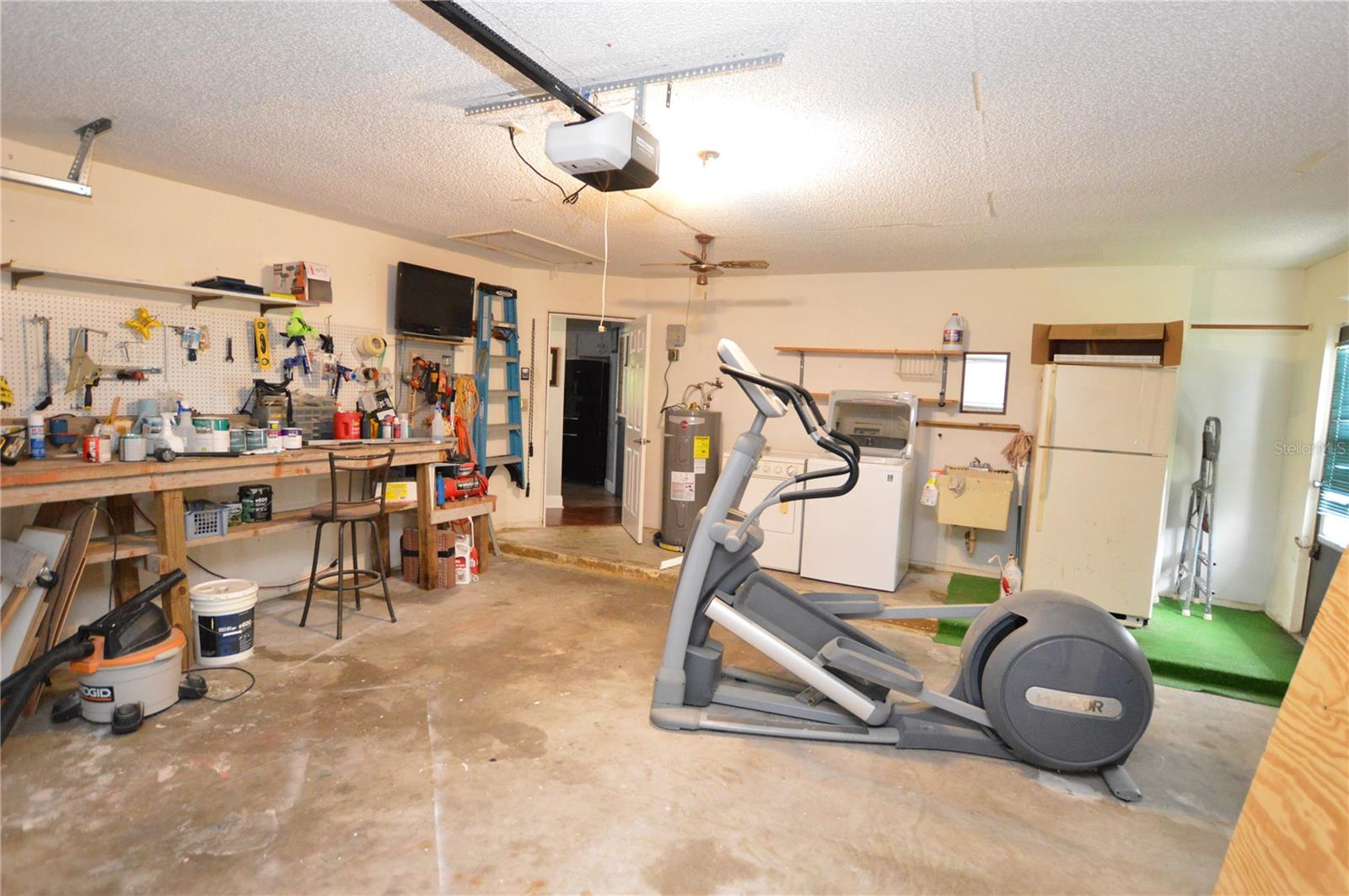 834 FOREST HILL LN NW, PORT CHARLOTTE, FL, 33948