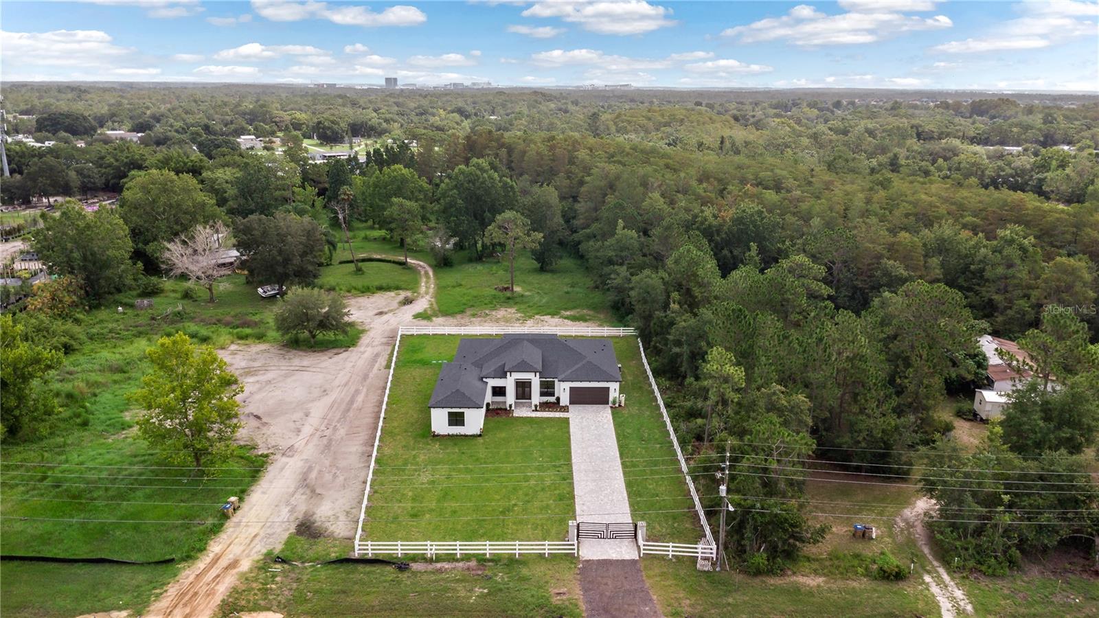 3429 BOGGY CREEK RD, KISSIMMEE, FL, 34744
