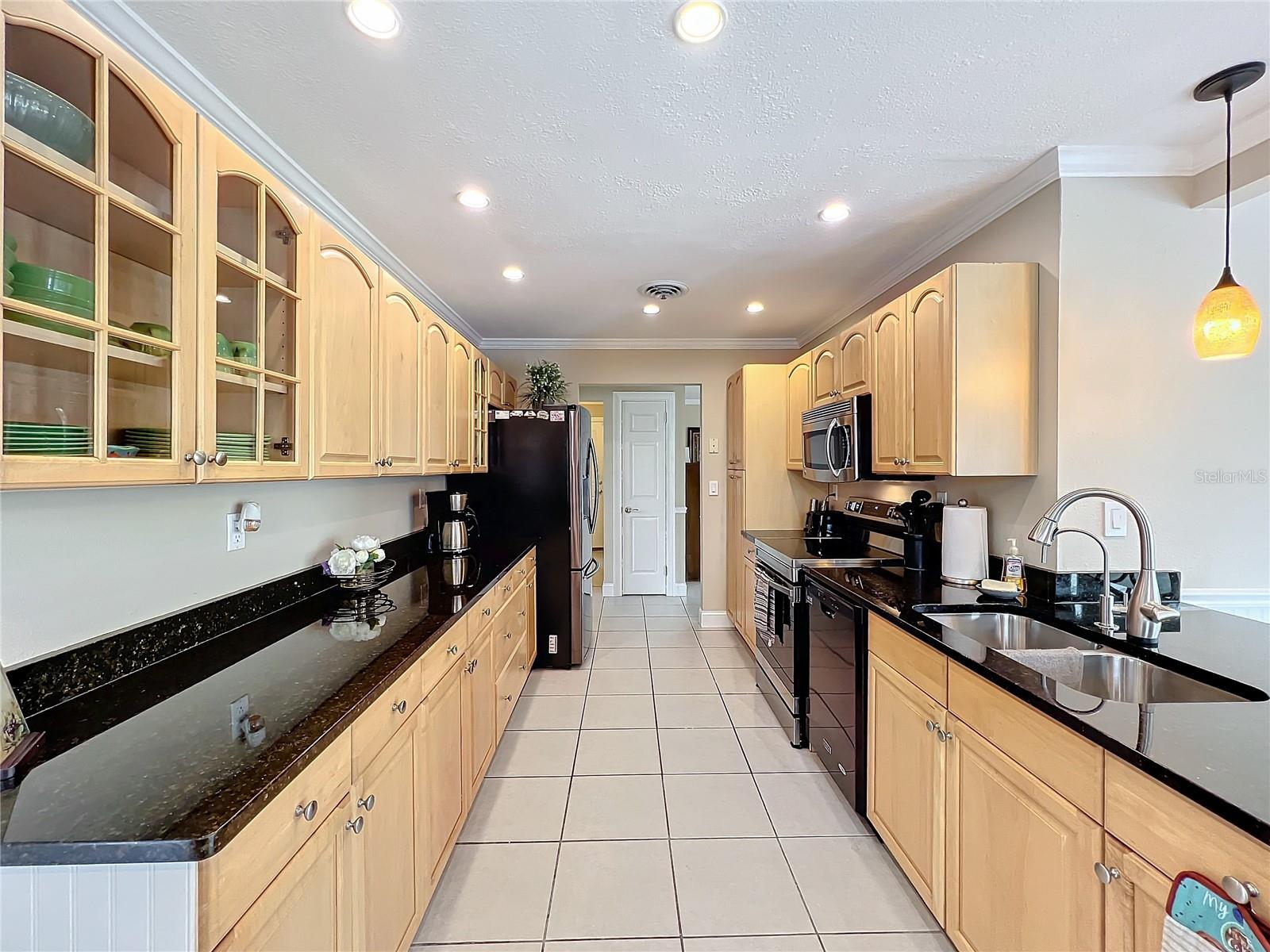 613 ELBA DR, NOKOMIS, FL, 34275