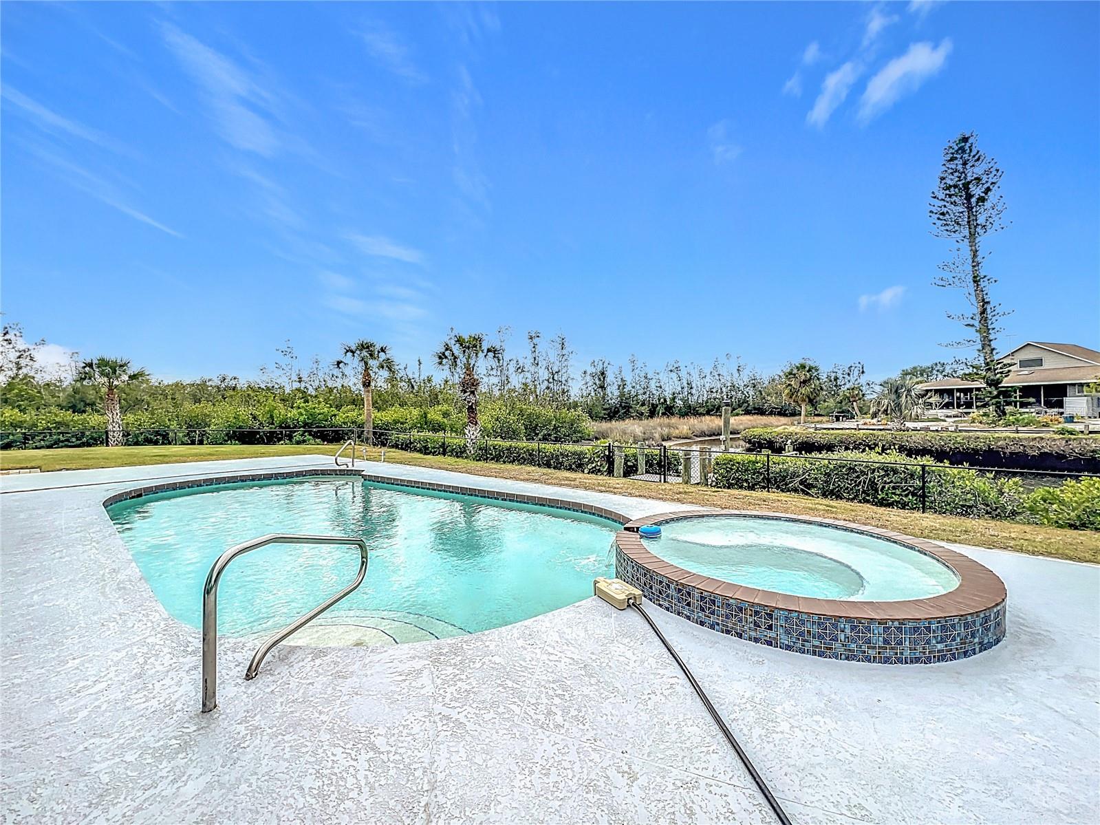 613 ELBA DR, NOKOMIS, FL, 34275