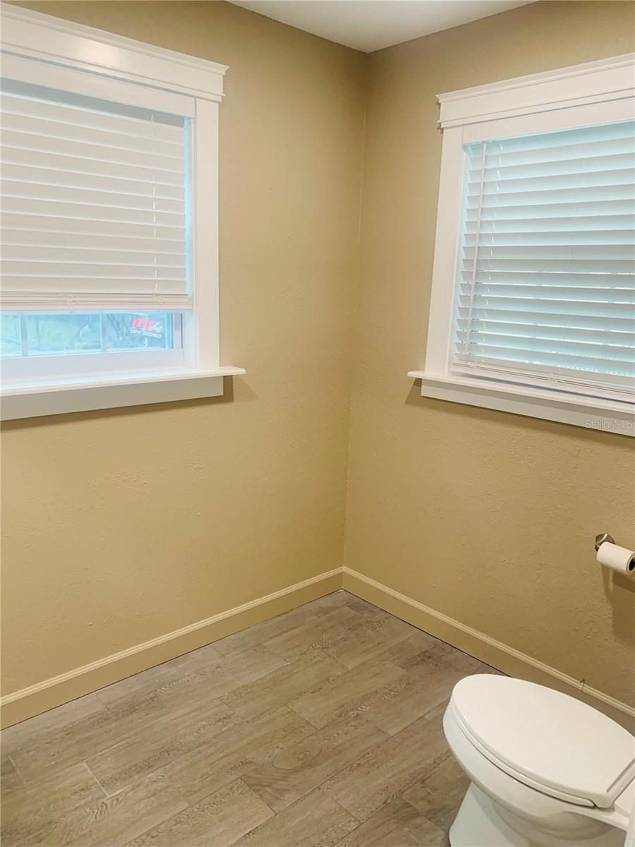 321 N DIXIE FWY, NEW SMYRNA BEACH, FL, 32168