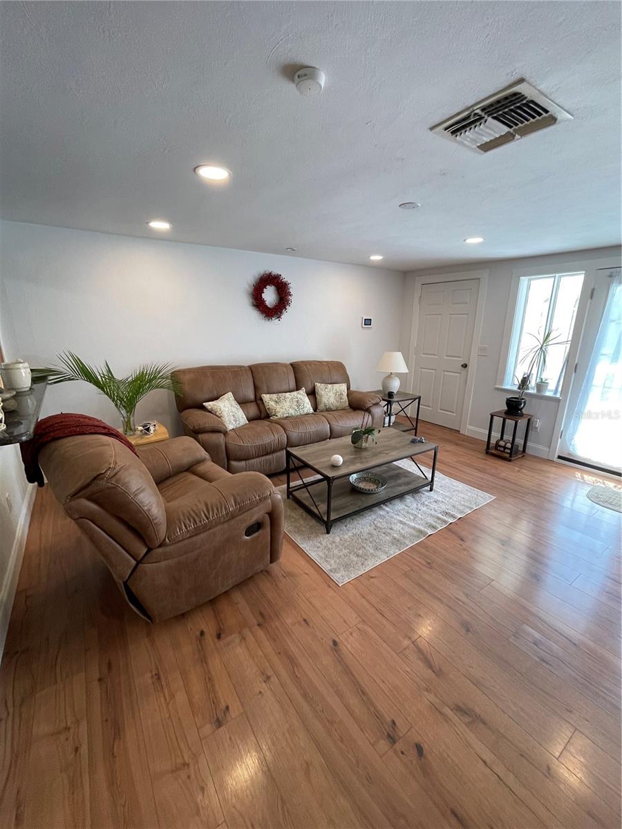 5736 COLONIAL DR, NEW PORT RICHEY, FL, 34653