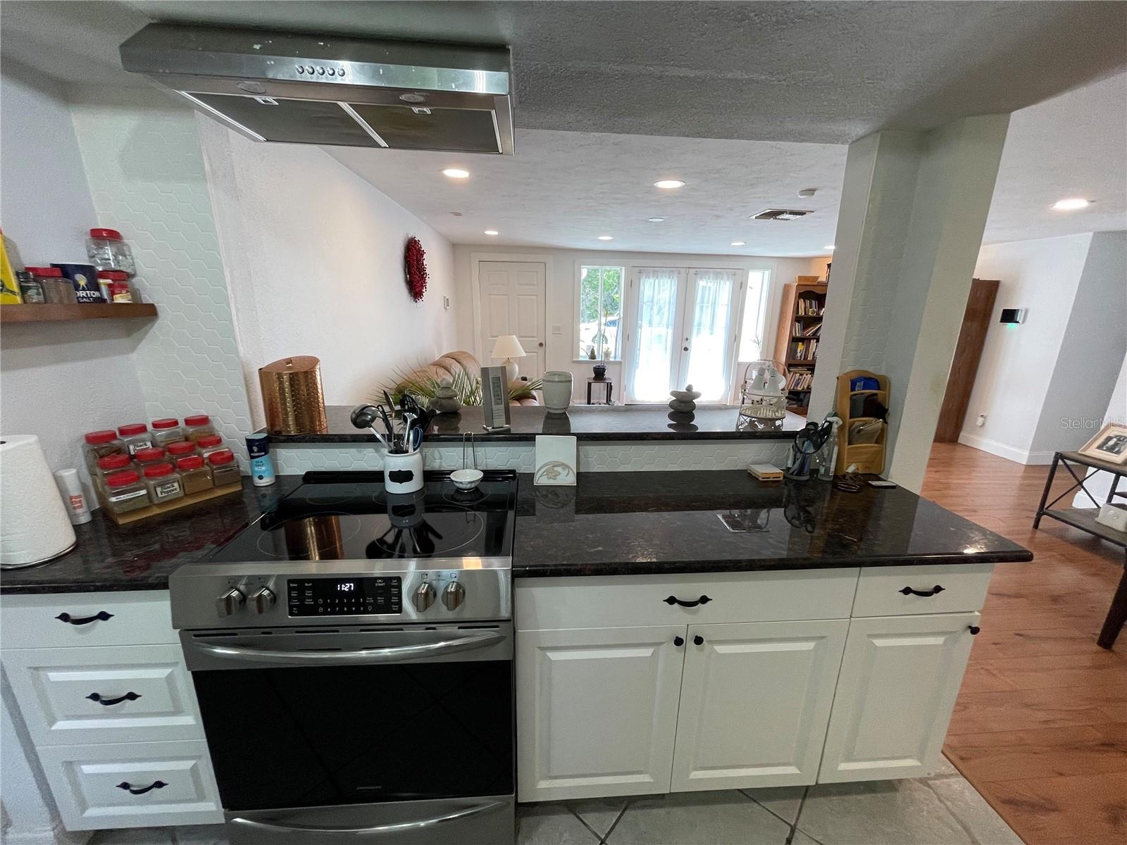 5736 COLONIAL DR, NEW PORT RICHEY, FL, 34653