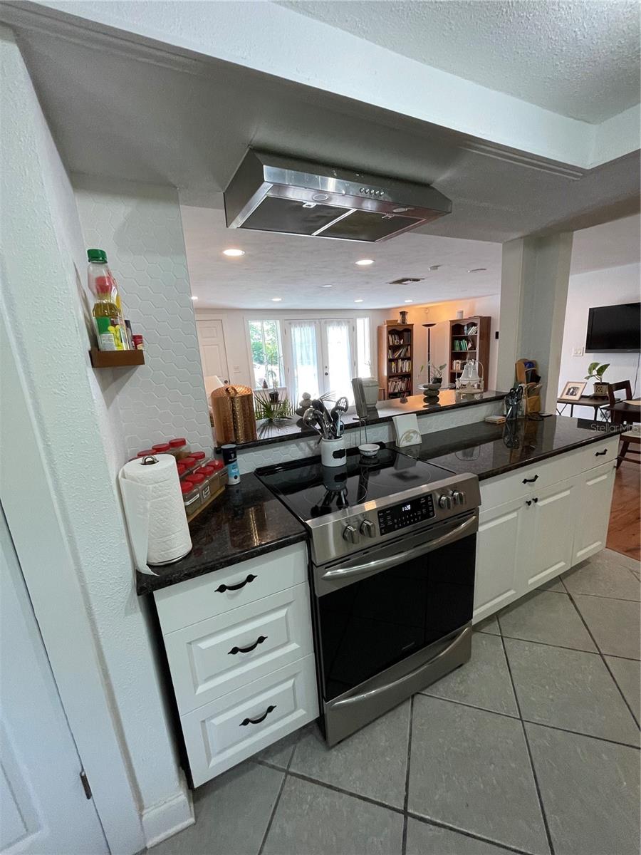 5736 COLONIAL DR, NEW PORT RICHEY, FL, 34653