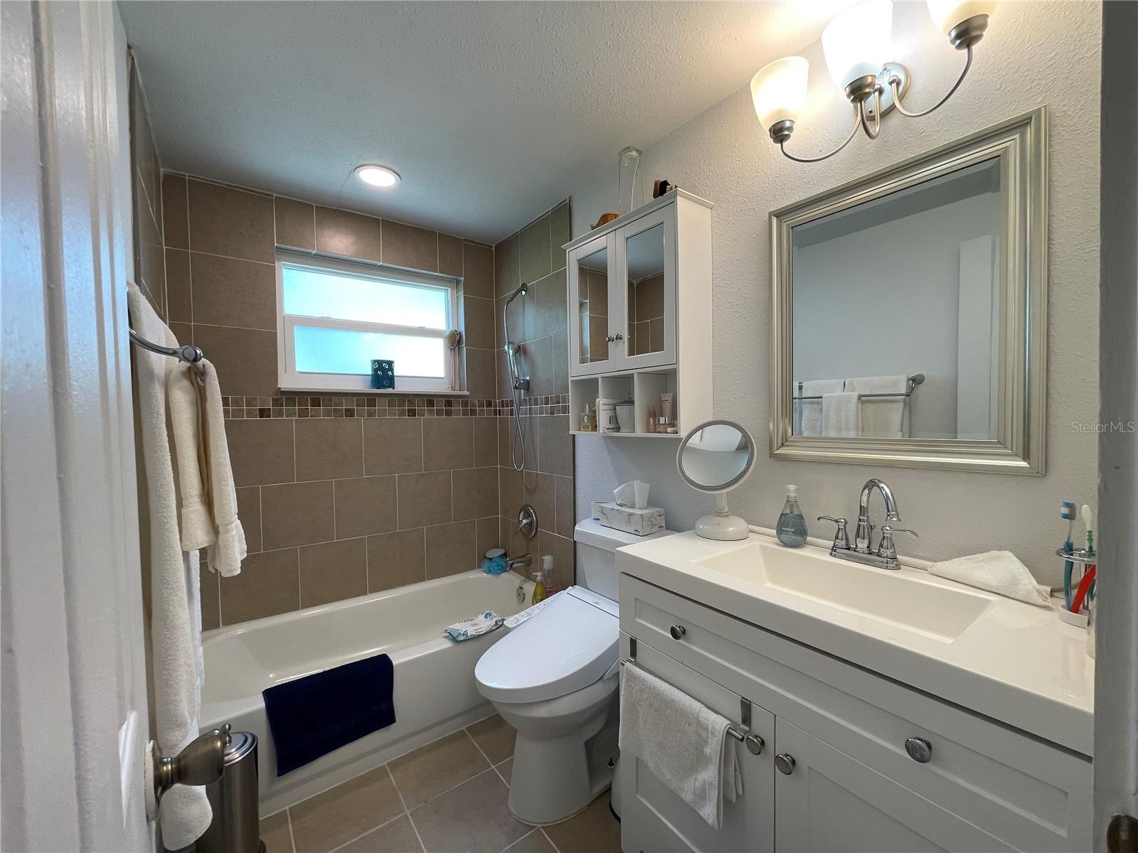 5736 COLONIAL DR, NEW PORT RICHEY, FL, 34653