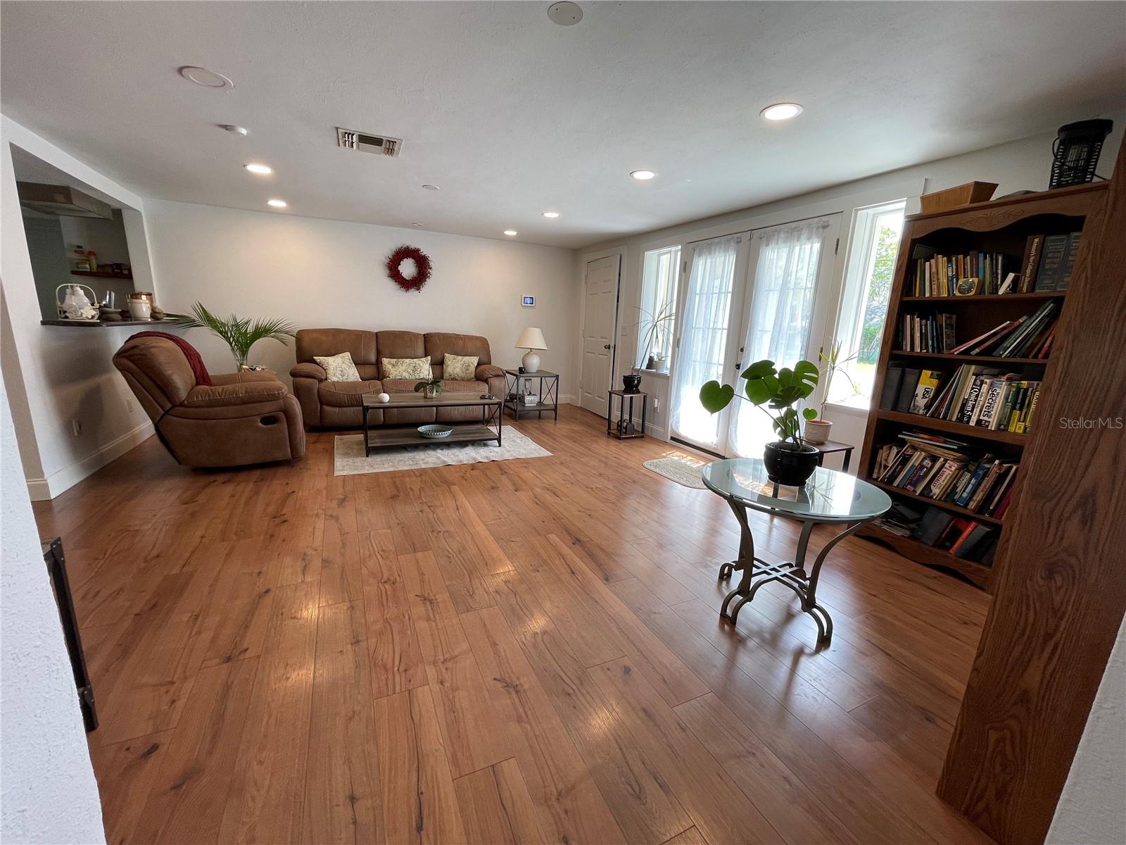 5736 COLONIAL DR, NEW PORT RICHEY, FL, 34653