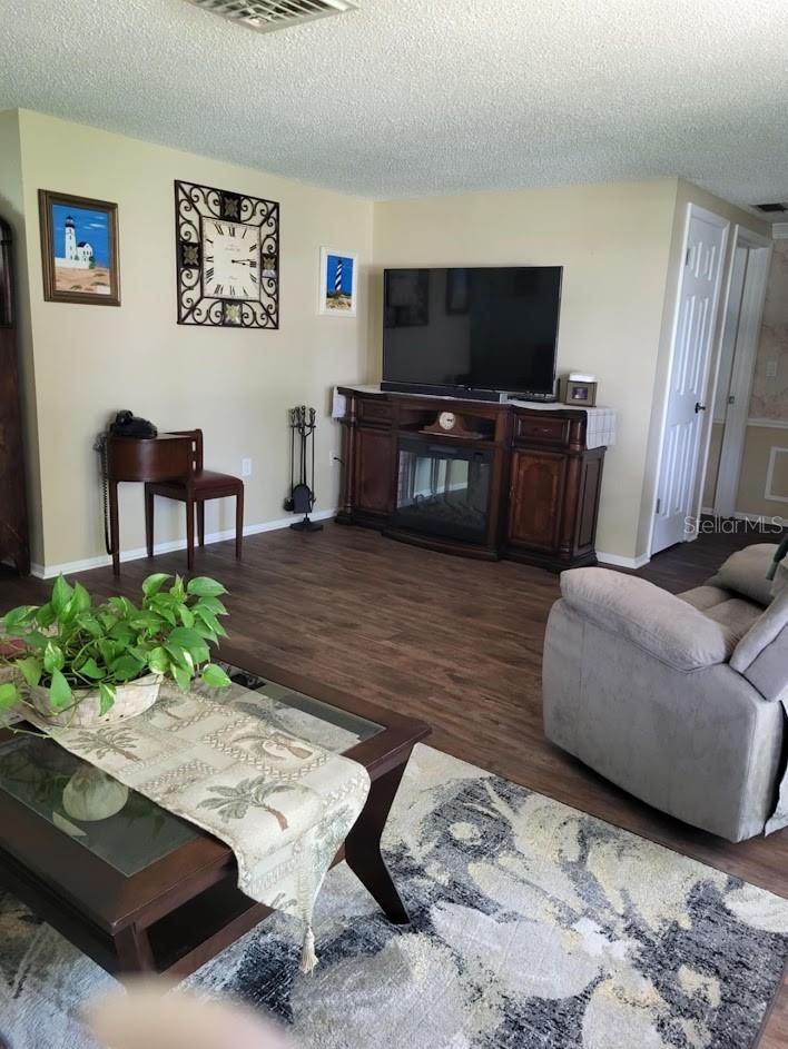 8210 VALLEY STREAM LN, HUDSON, FL, 34667