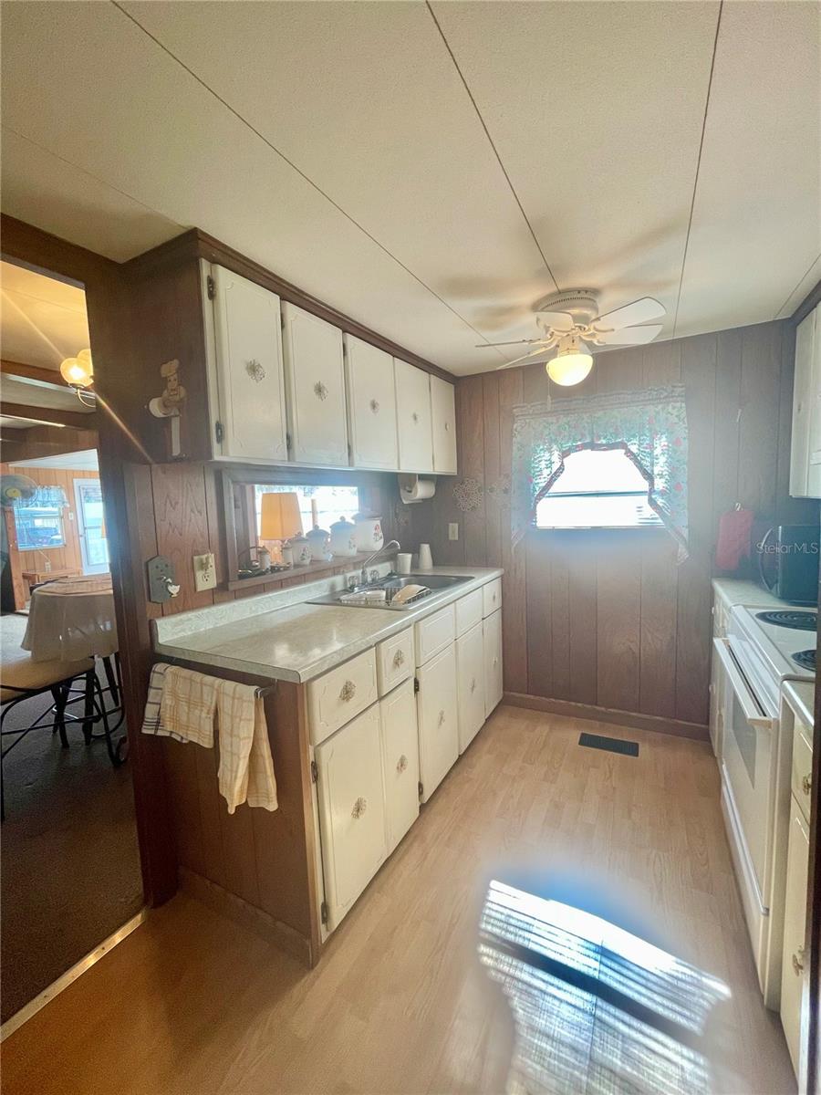 614 ELIZABETH LN, LAKELAND, FL, 33809