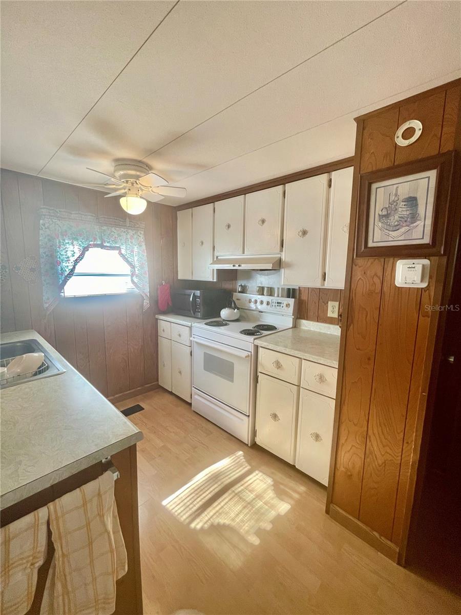 614 ELIZABETH LN, LAKELAND, FL, 33809