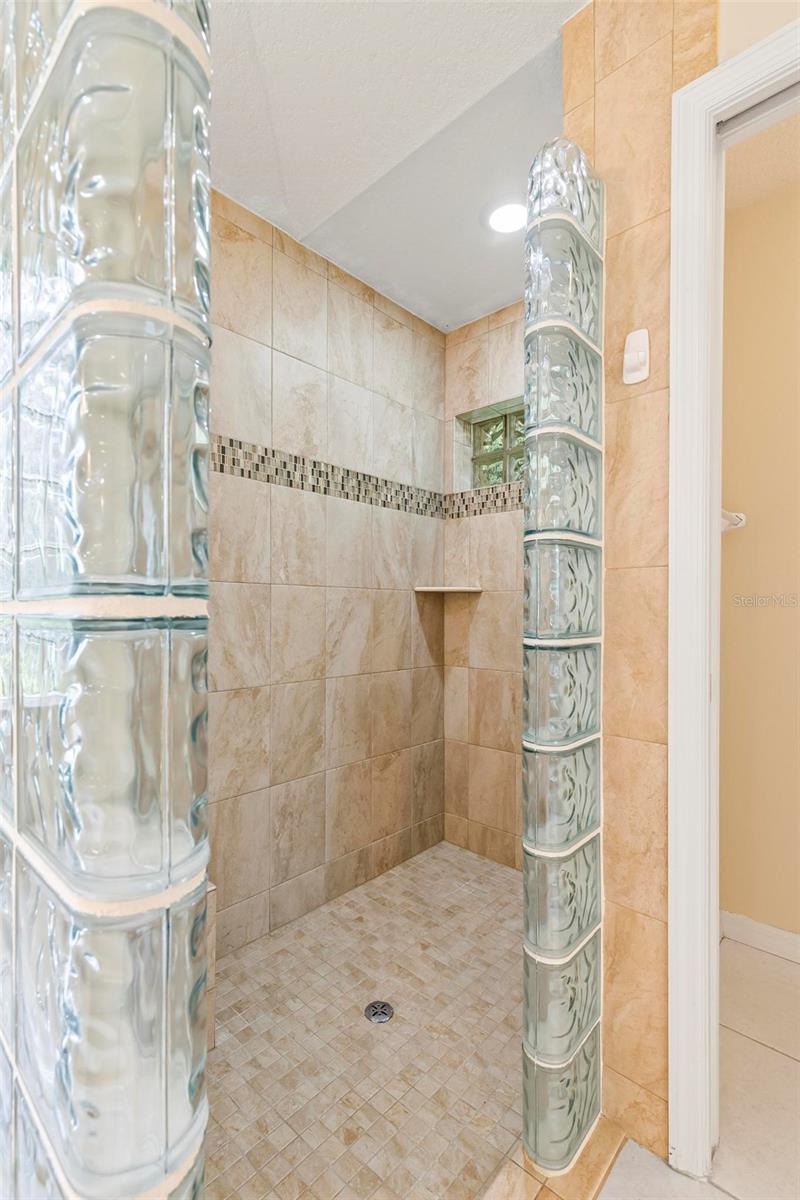 76 EMERSON DR, PALM COAST, FL, 32164