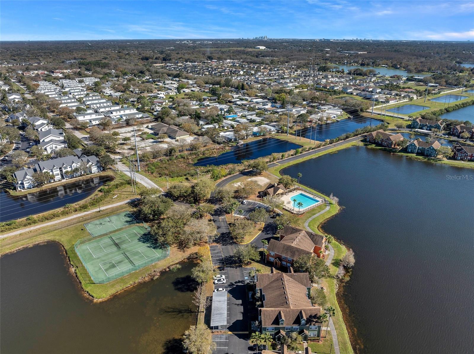 9036 LAKE CHASE ISLAND WAY #9036, TAMPA, FL, 33626