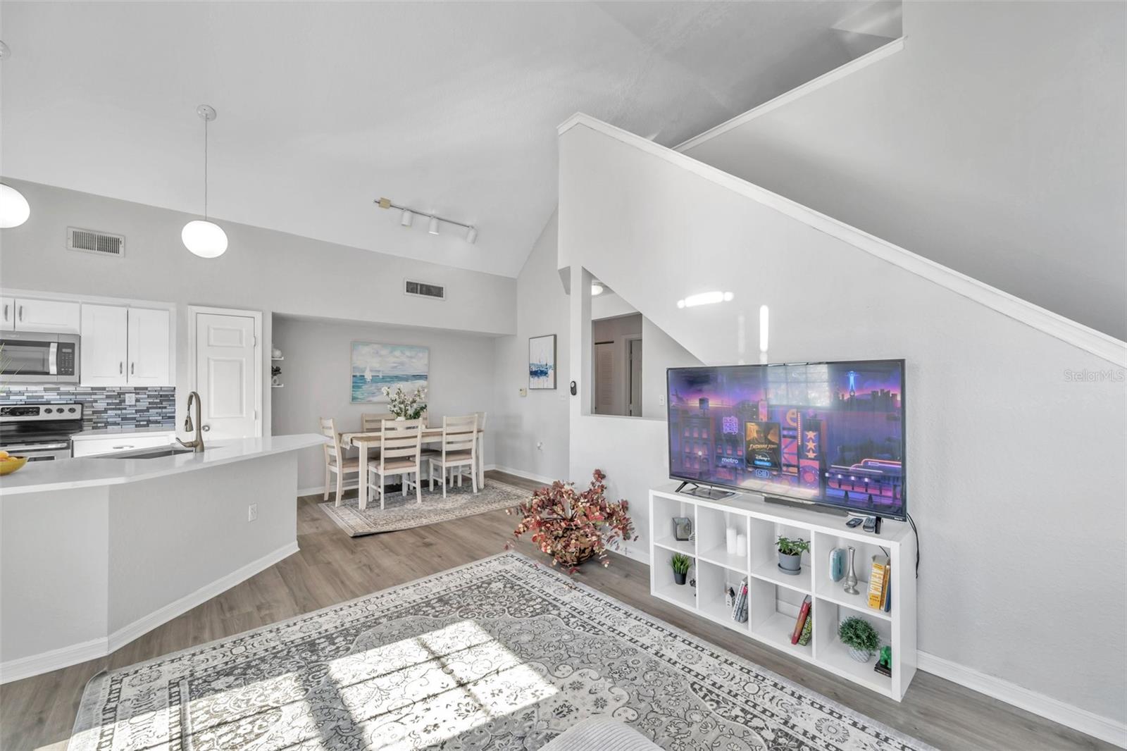 9036 LAKE CHASE ISLAND WAY #9036, TAMPA, FL, 33626