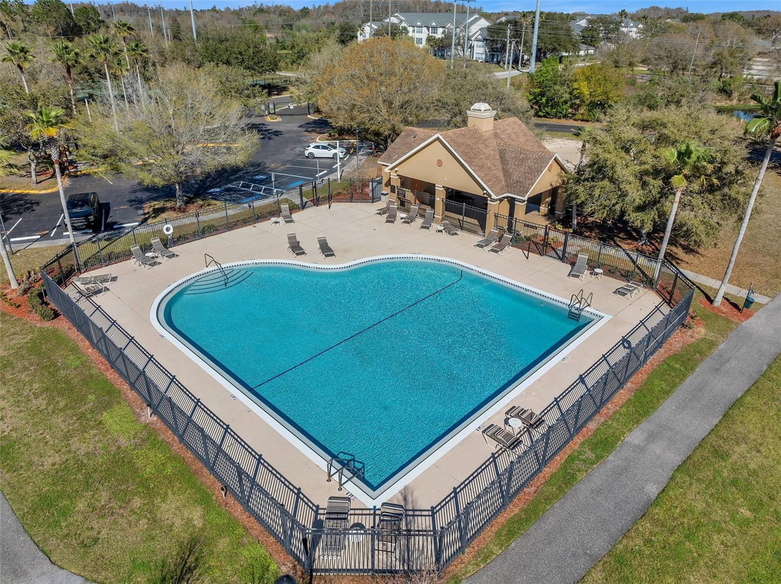 9036 LAKE CHASE ISLAND WAY #9036, TAMPA, FL, 33626
