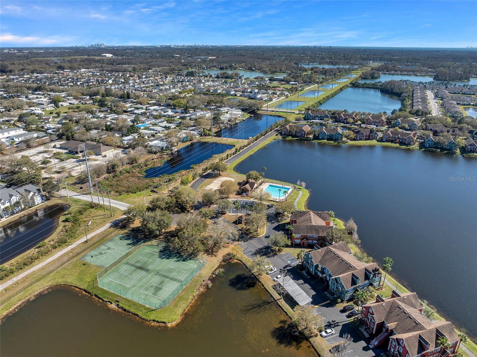 9036 LAKE CHASE ISLAND WAY #9036, TAMPA, FL, 33626