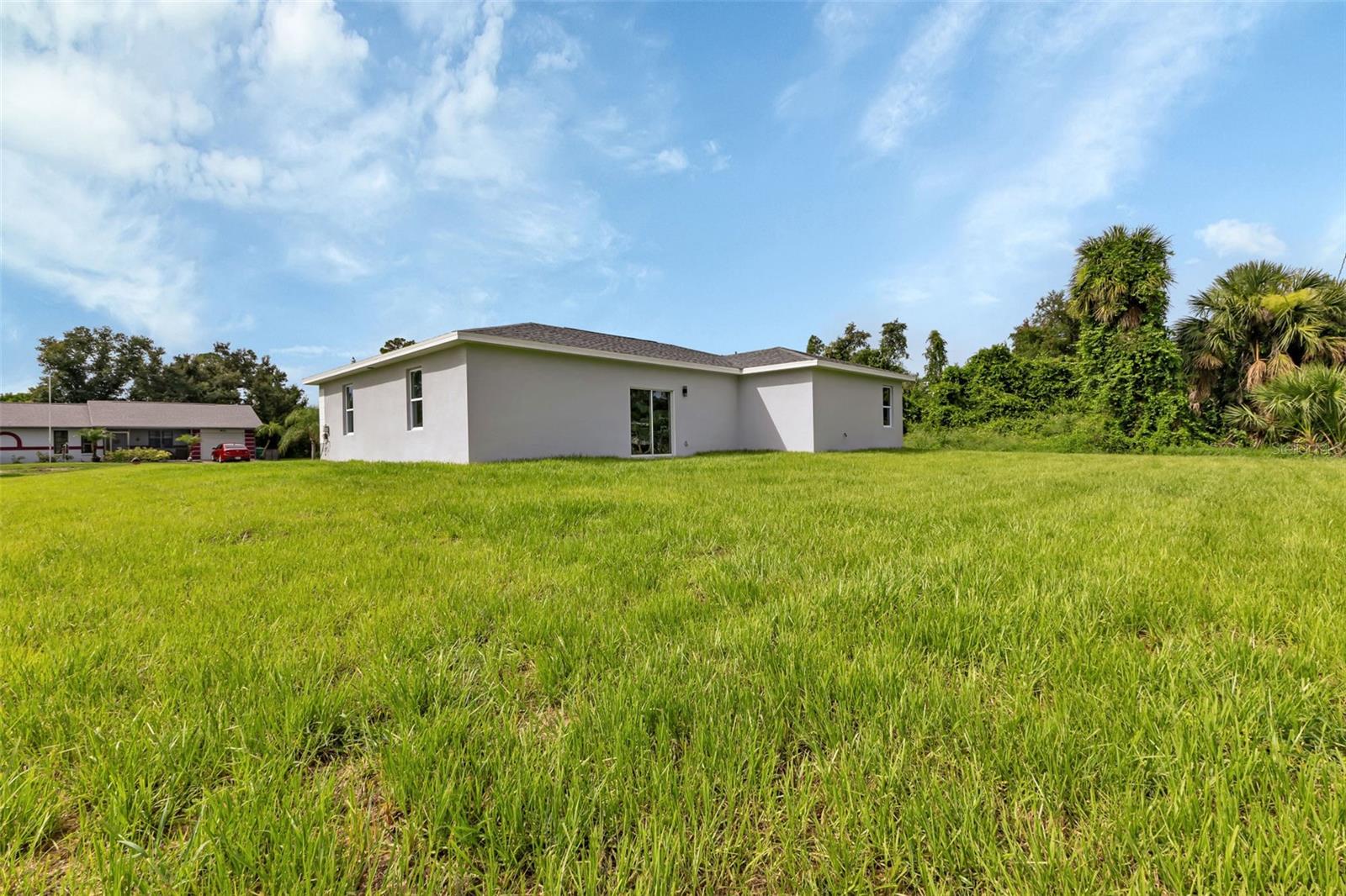 924 TROPICAL AVE NW, PORT CHARLOTTE, FL, 33948