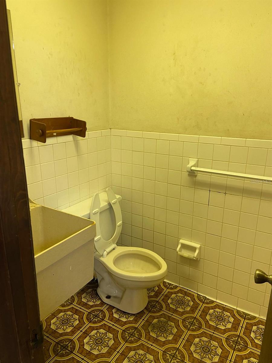 1328 N COMBEE RD, LAKELAND, FL, 33801