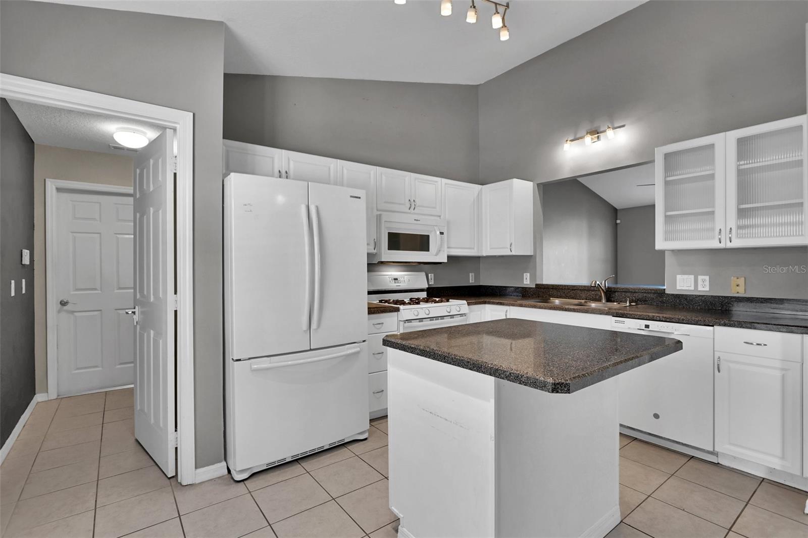 125 DOLCETTO DR, DAVENPORT, FL, 33897