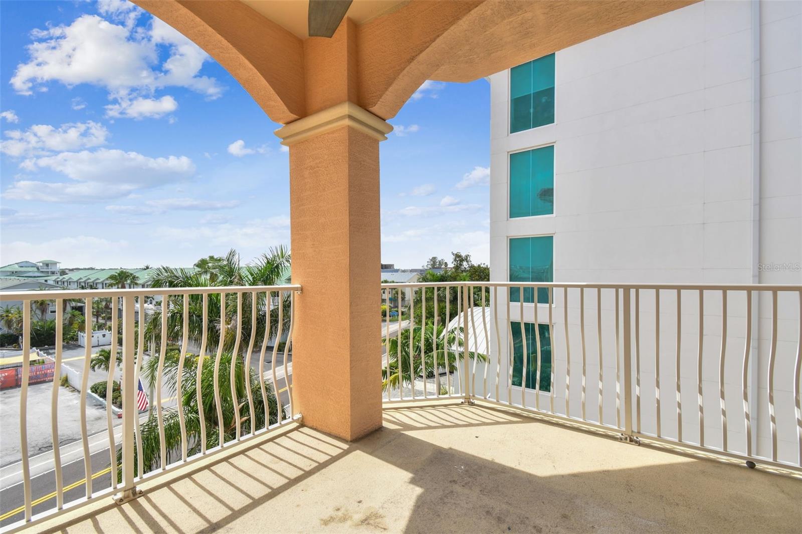 19820 GULF BLVD #401, INDIAN SHORES, FL, 33785