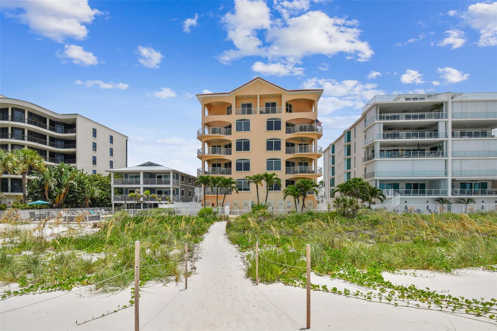 19820 GULF BLVD #401, INDIAN SHORES, FL, 33785