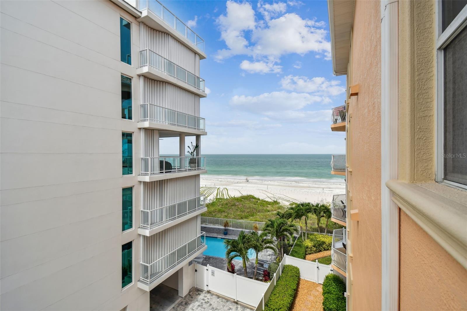 19820 GULF BLVD #401, INDIAN SHORES, FL, 33785