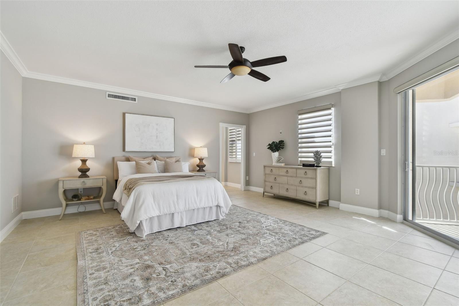 19820 GULF BLVD #401, INDIAN SHORES, FL, 33785