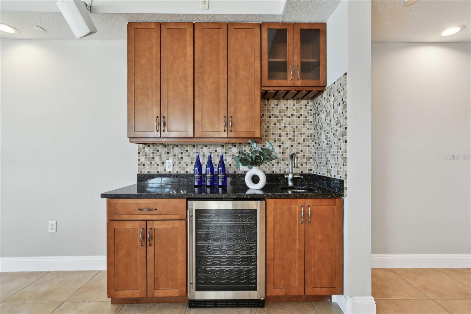 19820 GULF BLVD #401, INDIAN SHORES, FL, 33785