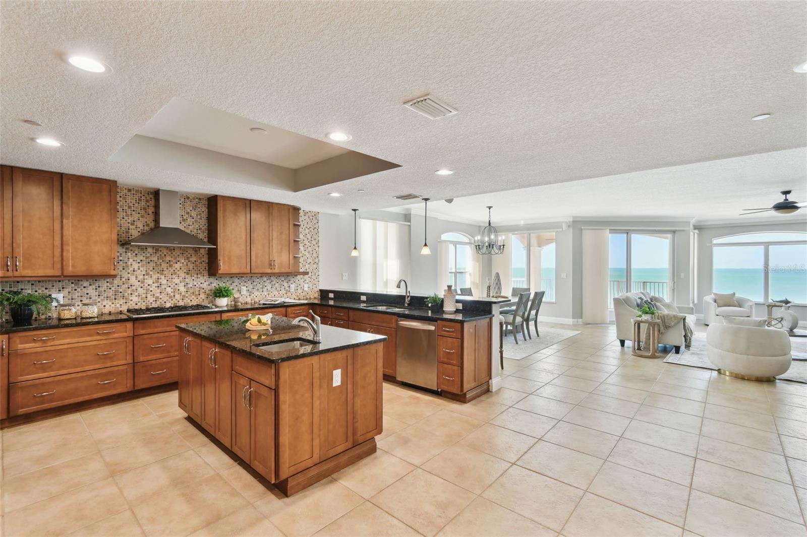 19820 GULF BLVD #401, INDIAN SHORES, FL, 33785