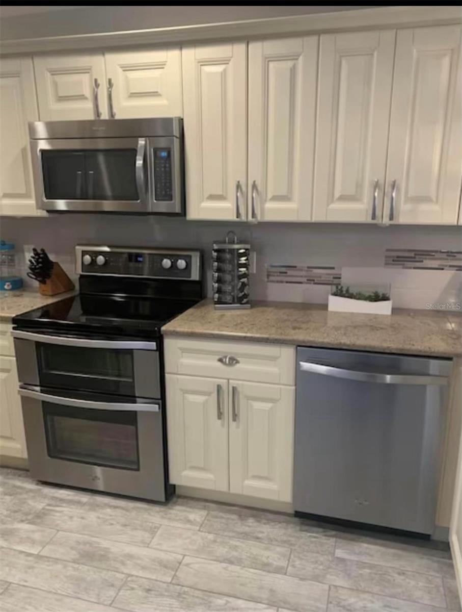 1028 APOLLO BEACH BLVD #110, APOLLO BEACH, FL, 33572