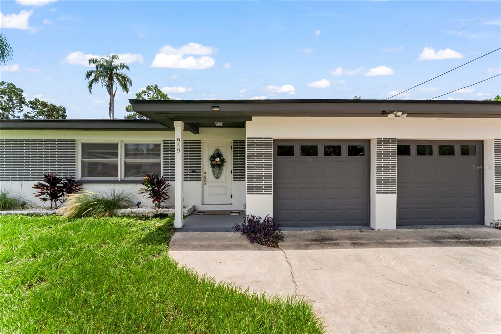 949 LAKE DR, DUNEDIN, FL, 34698